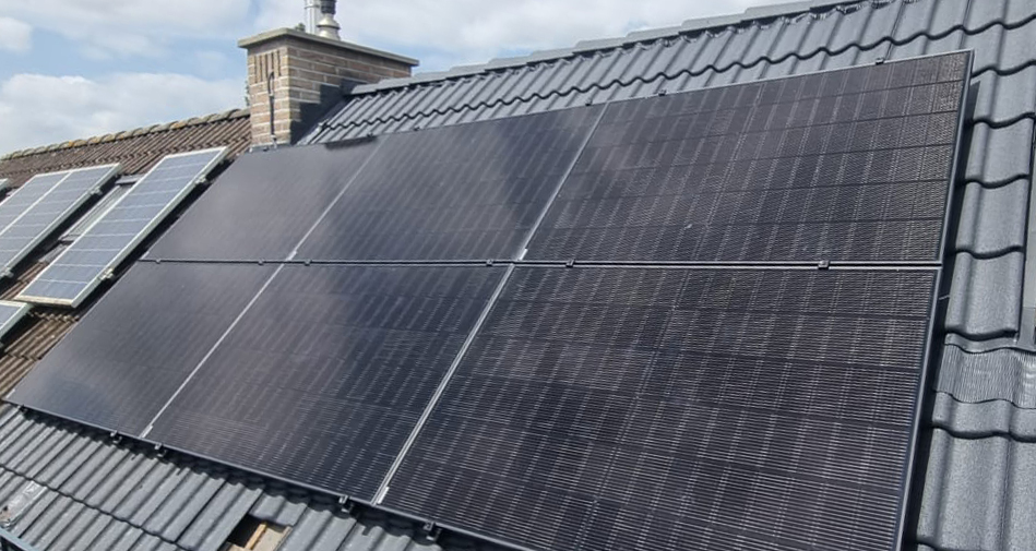 Zonnepaneel installatie op een dak in Mechelen door Rasolar